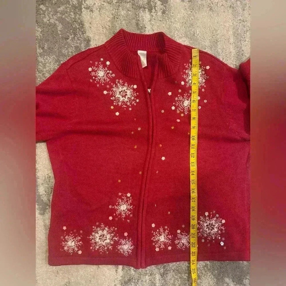 Womens Red Snowflake Vintage Cardigan - Picture 5 of 5